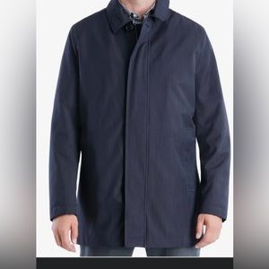 Michael Kors Men's Blue
Byron Collared Slim-Fit Raincoat
Jacket